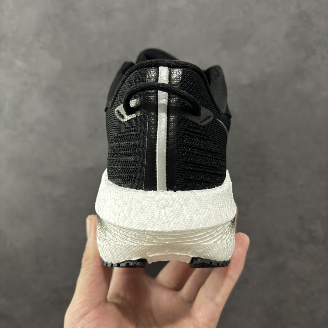 Saucony Triumph 胜利 21 马拉松轻量缓震减震防滑耐磨 低帮跑步鞋