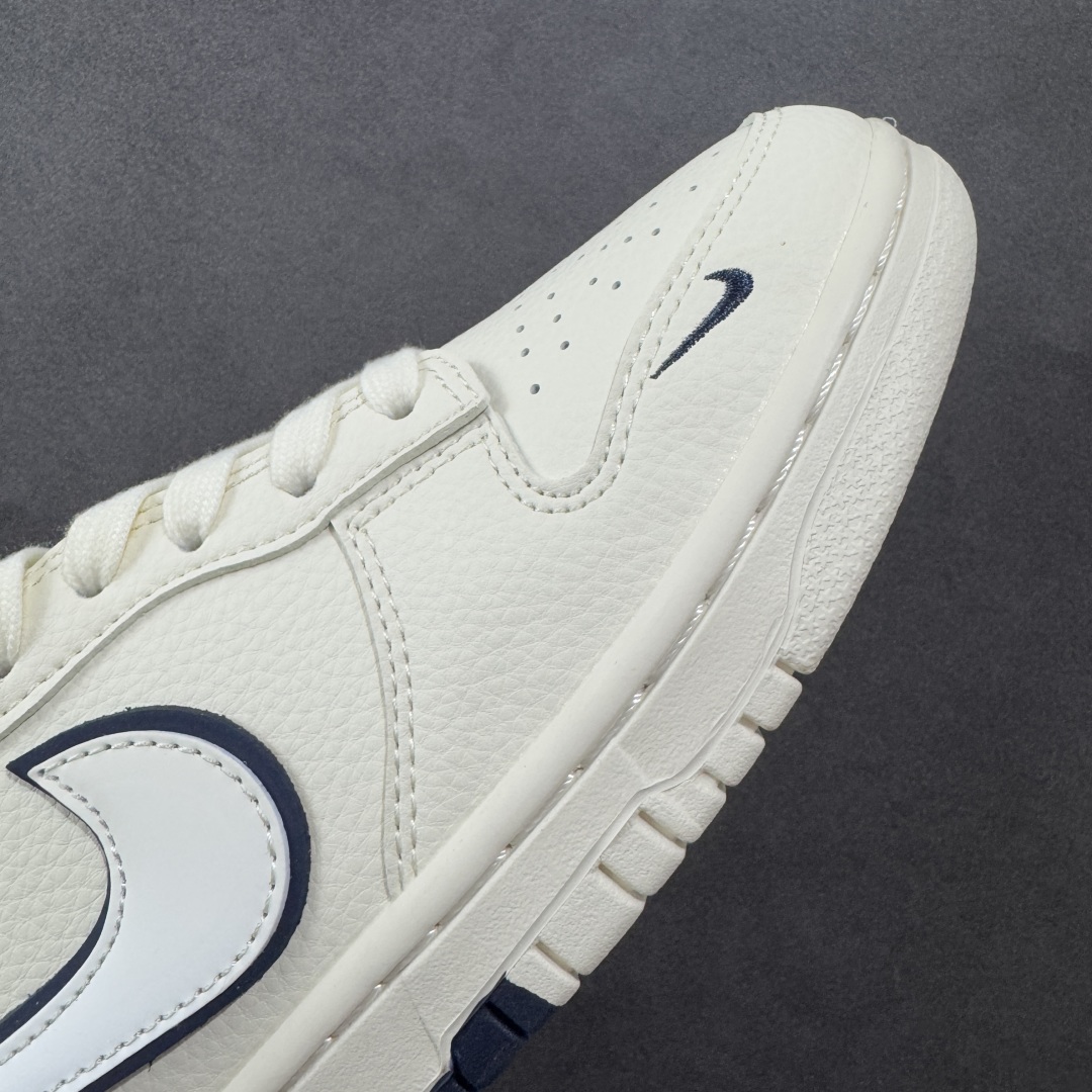 定制版Nike SB Dunk Low “巴黎世家联名---奶白蓝双色底” 高端定制 低帮休闲板鞋 XD1588-232