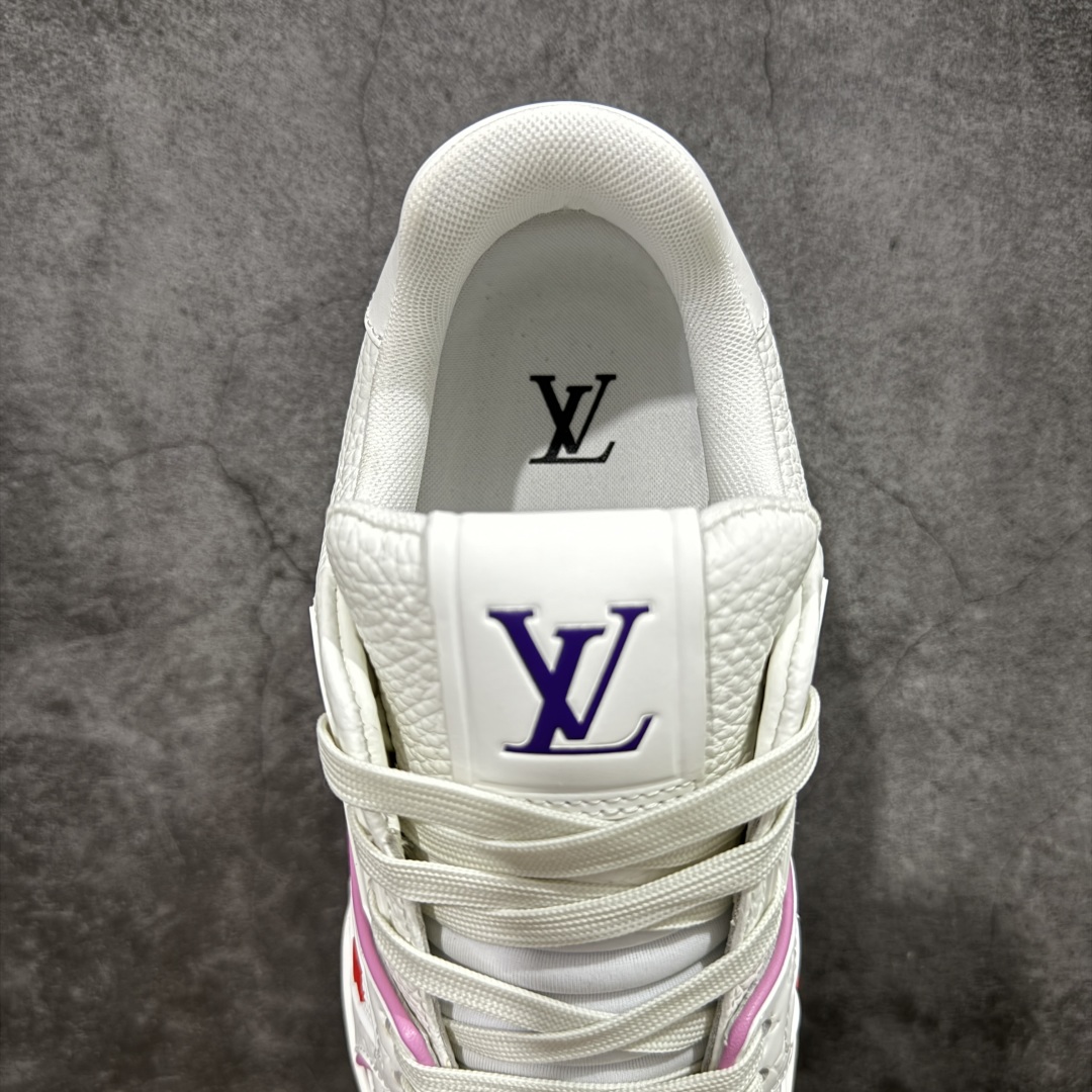 图片[8]-【专柜版/海淘代购版】 现货当天可取 LV Trainer系列高奢运动鞋 限定款 新款芯片顶级 潮人必备单品 同步ZP官网空胶工艺 鞋舌、挂饰均镶嵌NFC芯片感应装置 正确胶片断点式设计 中底正确还原原版油印字母比例 1：1原楦格板、楦头、刀磨全新升级！ 独家订制顶级压纹麂皮 原版开模TPU大底 质感原版一致 垫脚聚米微料加透气英伦网布 披靡市场任何版本！细节完美呈现！ 代购指定版本 全新升级最新双盒包装 扫码秒进官网！ 全套包装配件同比原版 尺码： 35-40-选品中心