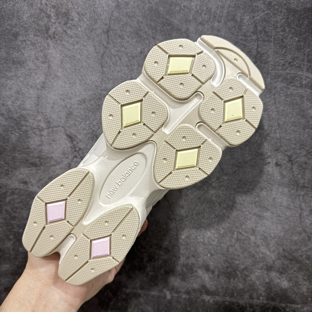  
【纯原版】 New Balance NB9060 联名款 复古休闲运动慢跑鞋 棕灰色U9060JDS