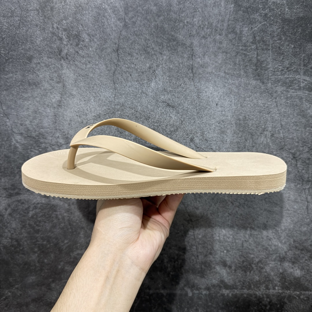  
【纯原】巴黎世家 TRACK SNEAKER RECY CLED 经典百搭简约人字拖 夏季家居沙滩街