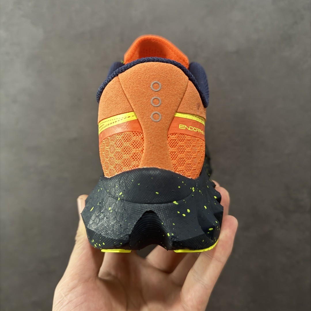 图片[4]-【LX纯原版】SAUCONY索康尼 ENDORPHIN PRO4 啡鹏系列 男女低帮缓震跑步鞋 注意区分市场公司级 品质细节有明显区别 索康尼推出的跑鞋是一款外观激进但脚感舒适的跑鞋 采用了全新的中底设计和鞋面工程 保留了软弹脚感和稳定支撑 适合进阶跑者和喜欢软弹脚感的跑者选择 尺码：36-46带半码-选品中心