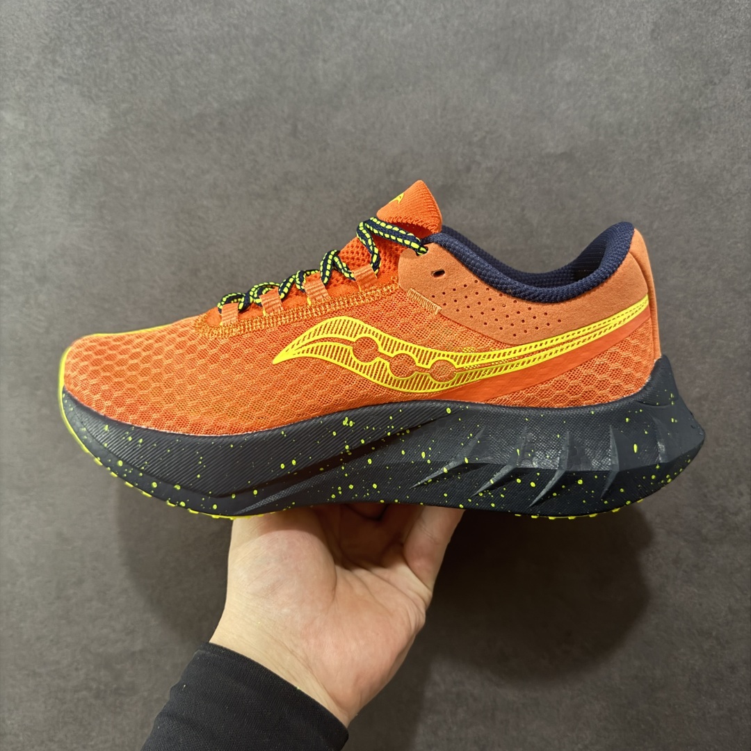 图片[2]-【LX纯原版】SAUCONY索康尼 ENDORPHIN PRO4 啡鹏系列 男女低帮缓震跑步鞋 注意区分市场公司级 品质细节有明显区别 索康尼推出的跑鞋是一款外观激进但脚感舒适的跑鞋 采用了全新的中底设计和鞋面工程 保留了软弹脚感和稳定支撑 适合进阶跑者和喜欢软弹脚感的跑者选择 尺码：36-46带半码-选品中心