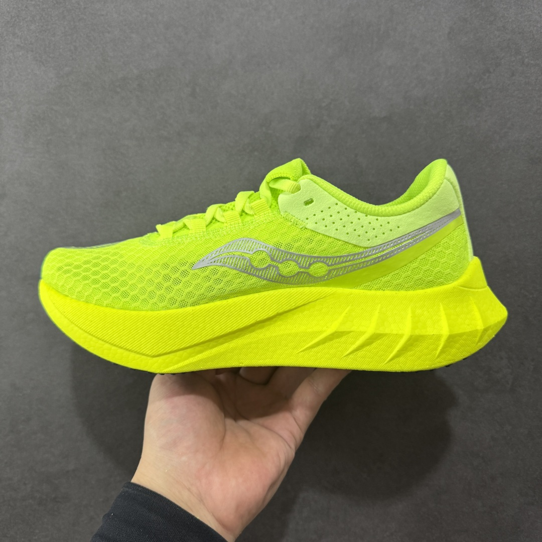 图片[2]-【LX纯原版】SAUCONY索康尼 ENDORPHIN PRO4 啡鹏系列 男女低帮缓震跑步鞋 注意区分市场公司级 品质细节有明显区别 索康尼推出的跑鞋是一款外观激进但脚感舒适的跑鞋 采用了全新的中底设计和鞋面工程 保留了软弹脚感和稳定支撑 适合进阶跑者和喜欢软弹脚感的跑者选择 尺码：36-46带半码-选品中心