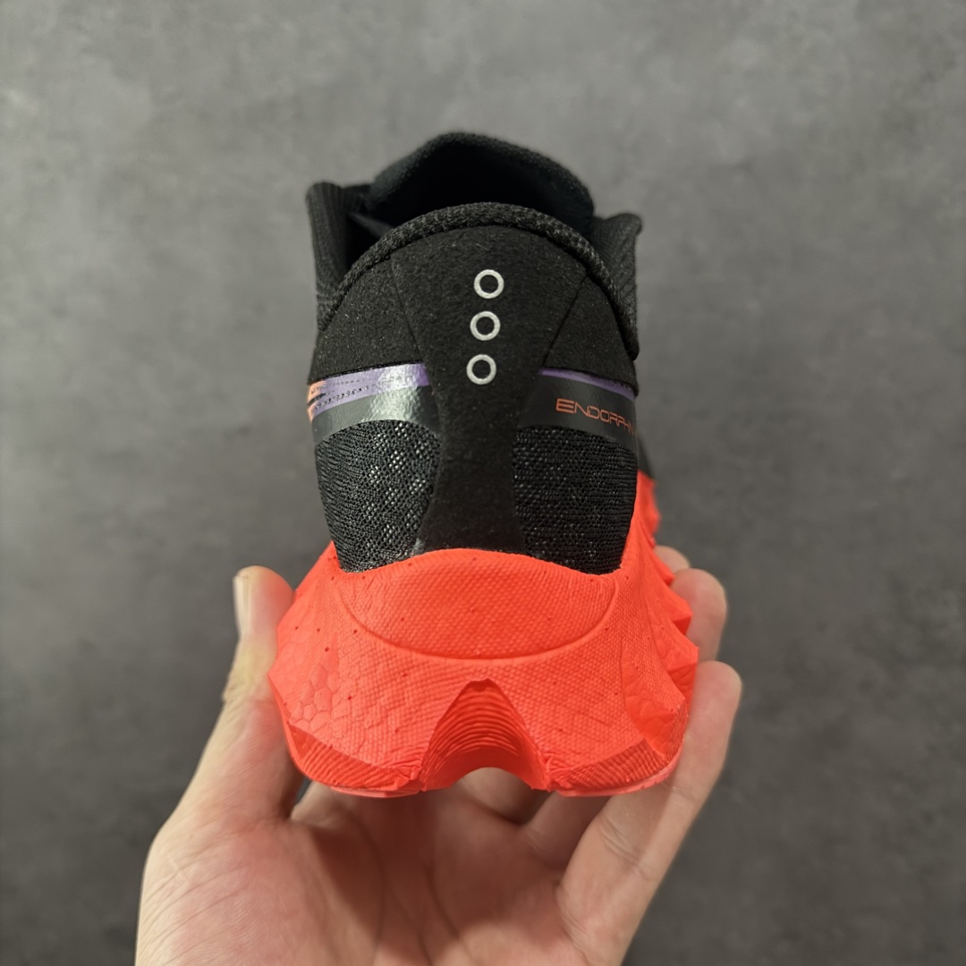 图片[4]-【LX纯原版】SAUCONY索康尼 ENDORPHIN PRO4 啡鹏系列 男女低帮缓震跑步鞋 注意区分市场公司级 品质细节有明显区别 索康尼推出的跑鞋是一款外观激进但脚感舒适的跑鞋 采用了全新的中底设计和鞋面工程 保留了软弹脚感和稳定支撑 适合进阶跑者和喜欢软弹脚感的跑者选择 尺码：36-46带半码-选品中心