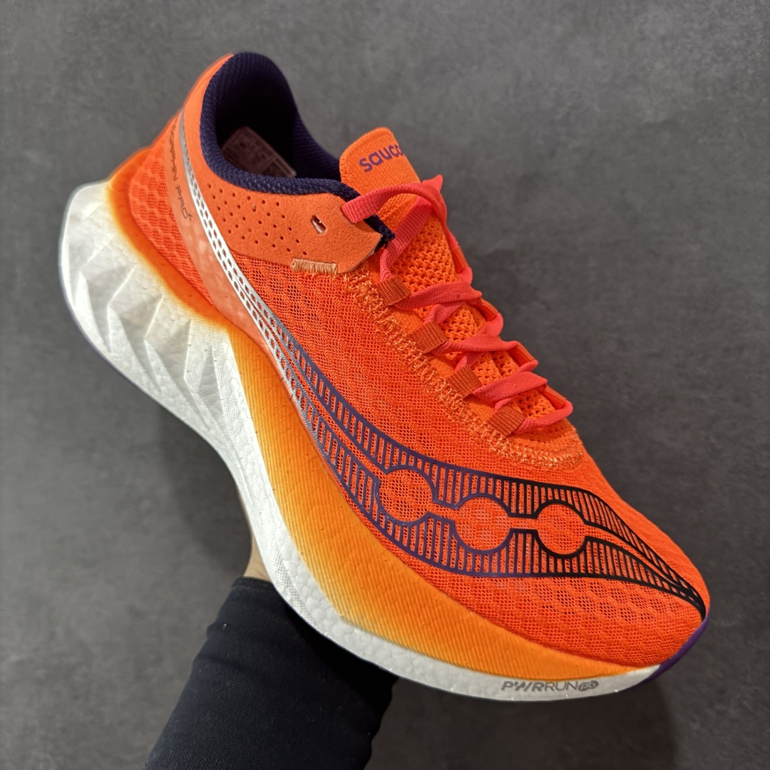 图片[3]-【LX纯原版】SAUCONY索康尼 ENDORPHIN PRO4 啡鹏系列 男女低帮缓震跑步鞋 注意区分市场公司级 品质细节有明显区别 索康尼推出的跑鞋是一款外观激进但脚感舒适的跑鞋 采用了全新的中底设计和鞋面工程 保留了软弹脚感和稳定支撑 适合进阶跑者和喜欢软弹脚感的跑者选择 尺码：36-46带半码-选品中心