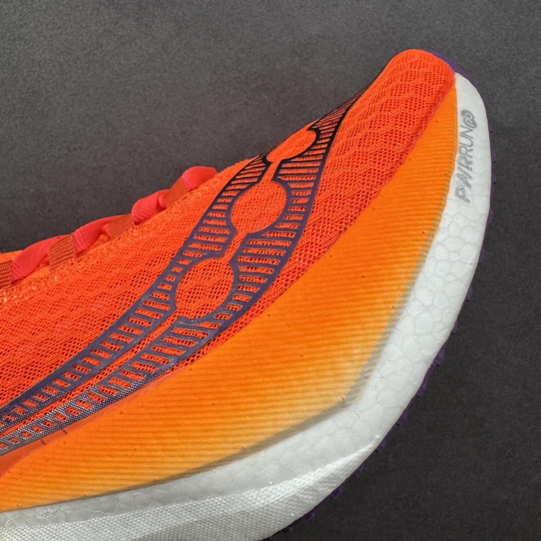 图片[5]-【LX纯原版】SAUCONY索康尼 ENDORPHIN PRO4 啡鹏系列 男女低帮缓震跑步鞋 注意区分市场公司级 品质细节有明显区别 索康尼推出的跑鞋是一款外观激进但脚感舒适的跑鞋 采用了全新的中底设计和鞋面工程 保留了软弹脚感和稳定支撑 适合进阶跑者和喜欢软弹脚感的跑者选择 尺码：36-46带半码-选品中心