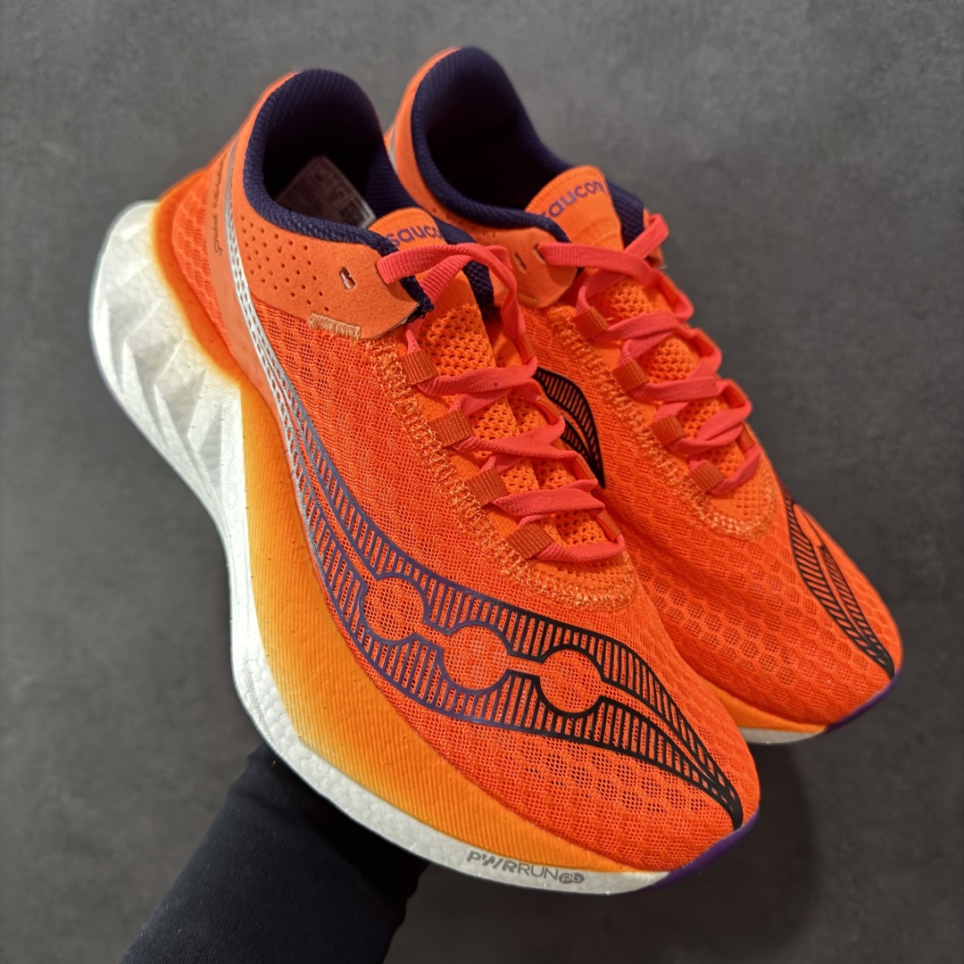 图片[5]-【LX纯原版】SAUCONY索康尼 ENDORPHIN PRO4 啡鹏系列 男女低帮缓震跑步鞋 注意区分市场公司级 品质细节有明显区别 索康尼推出的跑鞋是一款外观激进但脚感舒适的跑鞋 采用了全新的中底设计和鞋面工程 保留了软弹脚感和稳定支撑 适合进阶跑者和喜欢软弹脚感的跑者选择 尺码：36-46带半码-选品中心