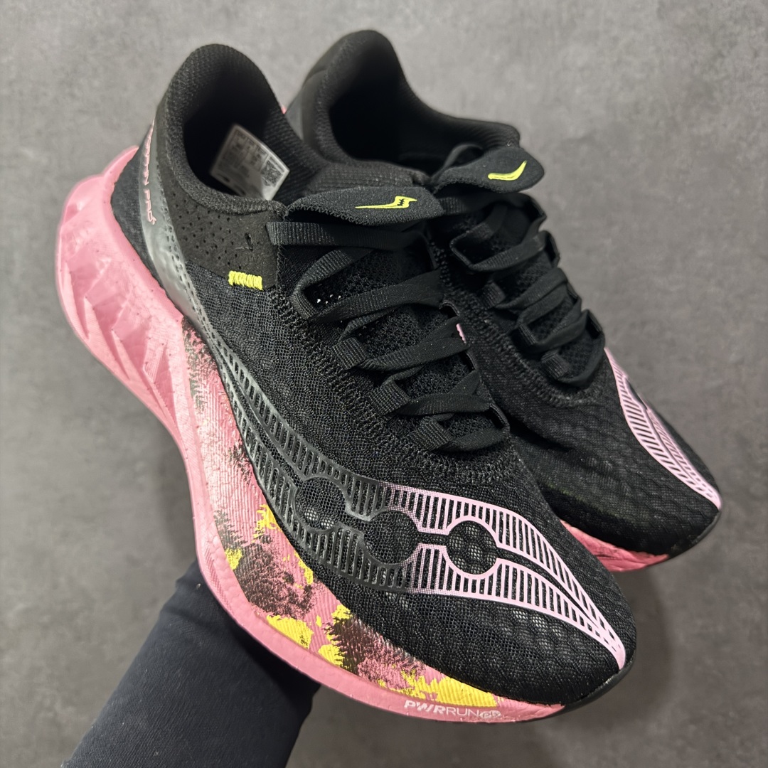 图片[8]-【LX纯原版】SAUCONY索康尼 ENDORPHIN PRO4 啡鹏系列 男女低帮缓震跑步鞋 注意区分市场公司级 品质细节有明显区别 索康尼推出的跑鞋是一款外观激进但脚感舒适的跑鞋 采用了全新的中底设计和鞋面工程 保留了软弹脚感和稳定支撑 适合进阶跑者和喜欢软弹脚感的跑者选择 尺码：36-46带半码-选品中心