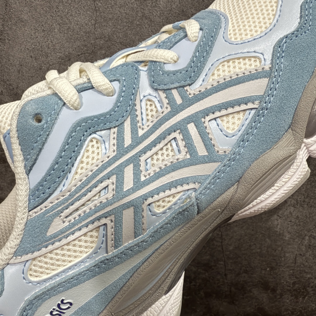 图片[4]-【总裁版本】顶级 Asics GEL-NYC系列 灰白 亚瑟士运动休闲透气专业跑鞋 行业领头版本 出货即巅峰 原鞋购入开发 原材料 原数据打造 完美版型 超完美做工 细节一步到位 原版对比无任何差别 #鞋面采用反绒皮与网布拼接 透气舒适兼具休闲时尚 结合简明的配色 展现品牌的传承及引领复古流行的主题 虎爪造型的LOGO  #鞋身稳定包裹系统 支撑鞋身 经典宽大鞋型配备防偏移设计提升包裹性 穿着舒适鞋面透气孔设计 提供透气性   尺码：36 37 37.5 38 39 40 40.5 41.5 42 42.5 43.5 44 44.5 45 46 47-选品中心
