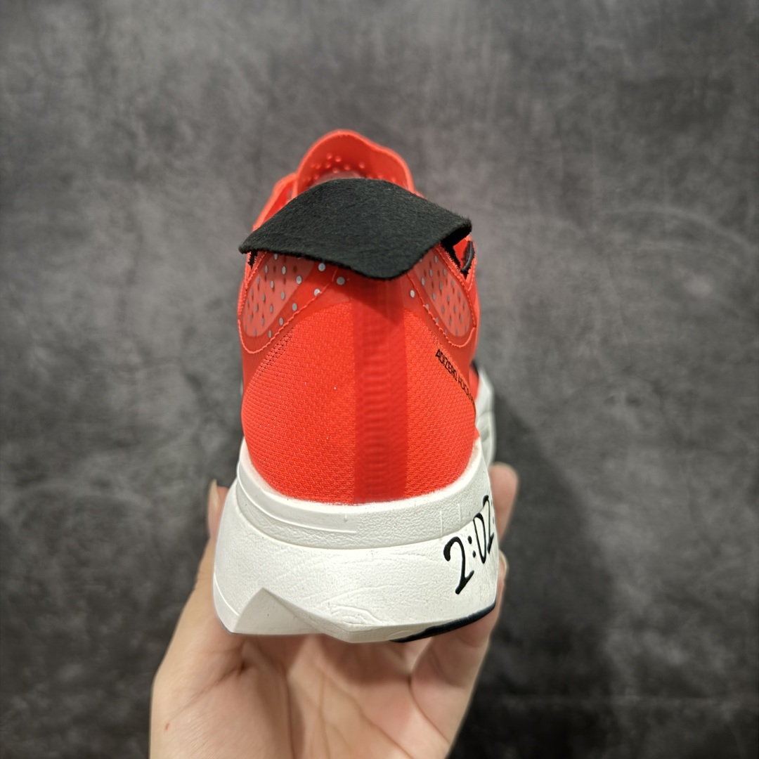 图片[4]-【HD真碳组合底】adidas Adizero Adios Pro 3 舒适百搭减震防滑耐磨 低帮 碳板 马拉松跑步鞋 波士顿3代夏季透气网眼竞速跑鞋 ID3634 延续爪型玻璃纤维推进系统 进化为全掌式的ENERGY RODS 2.0 从脚跟到脚趾的一体成形设计 强化整体推进力 提升速度表现 升级透气鞋面更具支撑性 利用ENGINEERED MESH技术进行不同密度织纹 强化支撑性 更使用50%以上的回收材料製成 减低塑料浪费 此外变薄的鞋舌为前掌提供更多空间 提供跑者更好的穿着感受 马牌轮胎大底耐磨性佳 大底全掌采用耐磨的Continental马牌轮胎大底 在各种环境下保有良好抓地力 尺码：36-45-选品中心