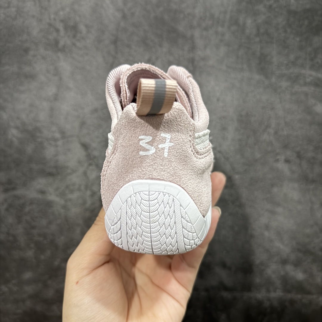  
【首发版】Balenciaga 巴黎世家联名款The Open Product x Puma Spe