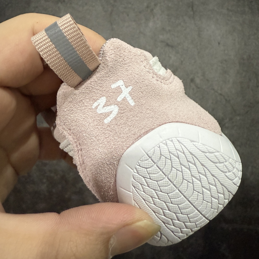  
【首发版】Balenciaga 巴黎世家联名款The Open Product x Puma Spe