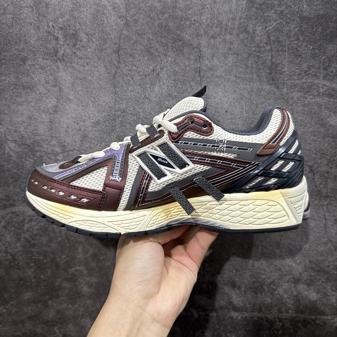 图片[2]-【GS纯原】新百伦 New Balance M1906系列 复古运动鞋单品宝藏老爹鞋 U1906ANA 高端品质 正确六层组合底 市场唯一防伪蓝光跳码鞋标💪🏻 作为NB最经典的档案鞋型之一，与2002一样，1906有着NB最成熟的技术加持和复古款式，而本次推出的版本参照2002r的定位，相信会在性价两端做出权衡。单从造型上来看，依旧是vibe风格，味道很正，细节也很酷，这双1906r无疑必能打入复古跑鞋爱好者的年度鞋款名录。 尺码：36-45半-选品中心