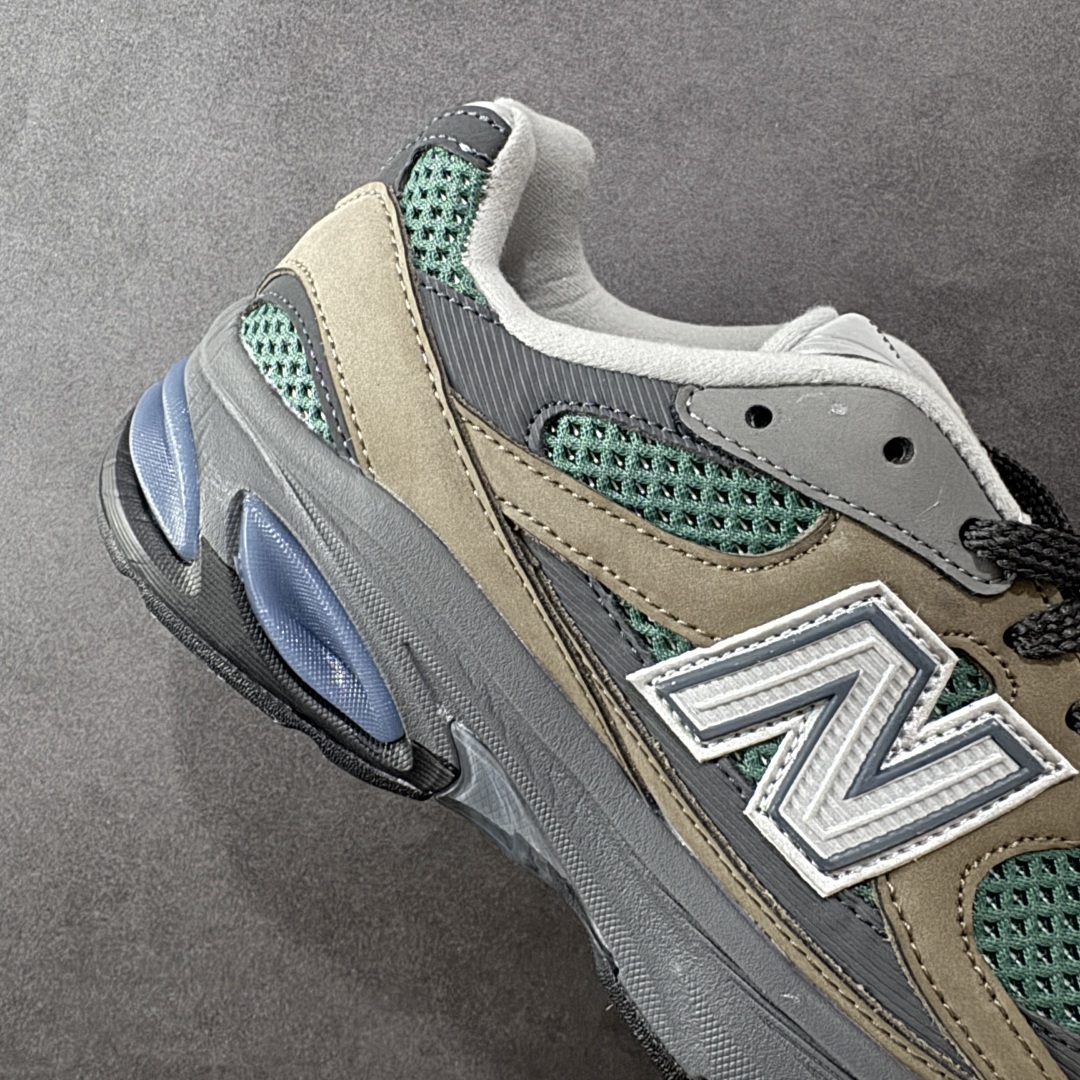 图片[6]-【公司级】New Balance M2010系列 新百伦 复古老爹风网布跑步休闲运动鞋 新百伦经典配色 沿袭了面世之初的经典科技 以ENCAP中底配以升级版 N-ERGY缓震物料 鞋面则采用特色的柔软麂皮搭以NewBalance经典的尼龙网布 低调中还原跑鞋本真 更年轻化的设计理念与材质 让新世代青年得以用全新视角体验经典鞋款的传奇魅力 货号：U2010AGY 尺码：36 37 37.5 38 38.5 39.5 40 40.5 41.5 42 42.5 43 44 45 编码：FSB240250-选品中心