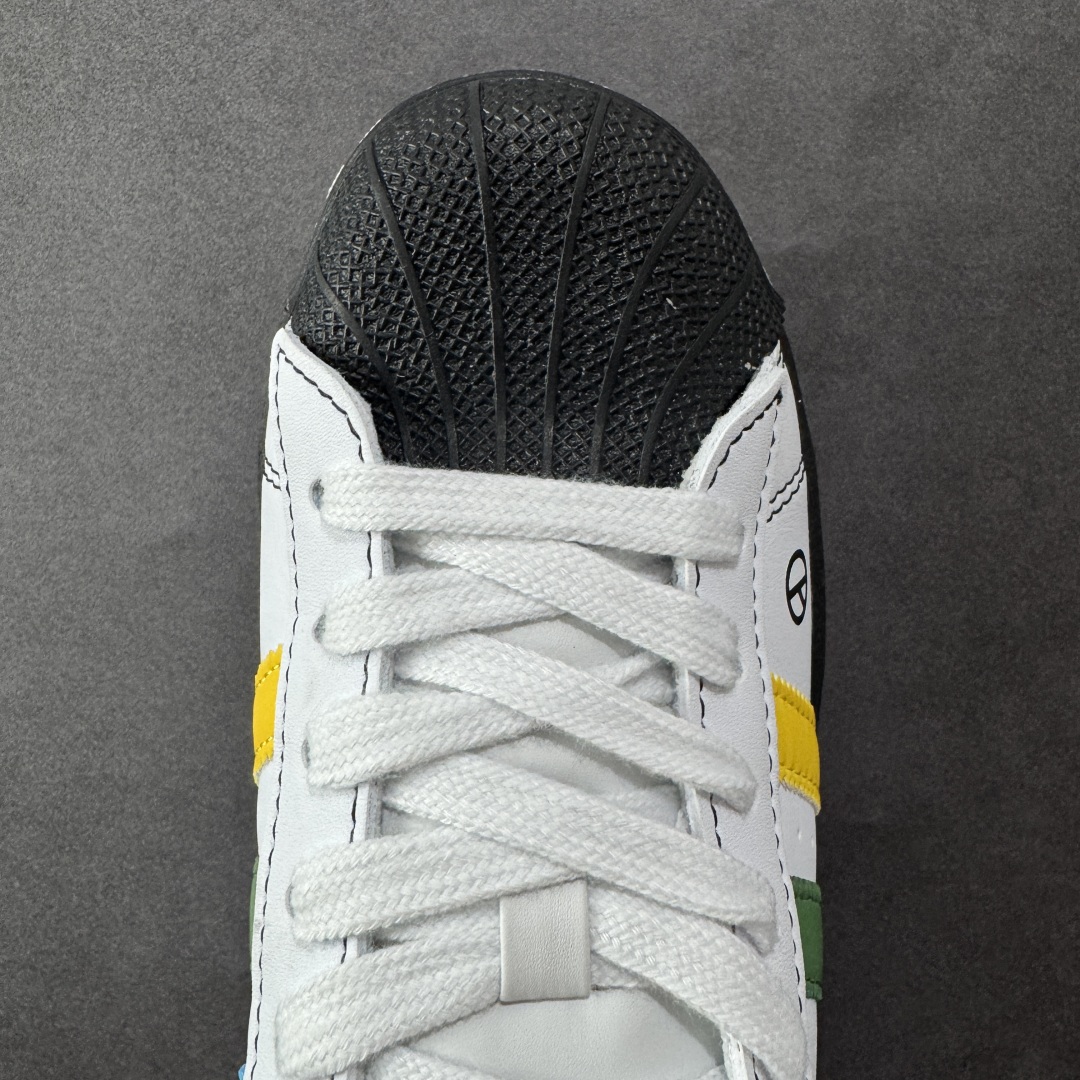 图片[8]-【定制版】AD Originals Superstar x 小雏菊 黑白 采用全新头层拼接皮革材质 后跟采用特色3D立体印字 渠道正品订单 诠释市场最高工艺水平 全鞋进口头层皮料打造 区别市面普通真标版本，进出专柜无压力 货号：BZ2538 尺码：36-45-选品中心