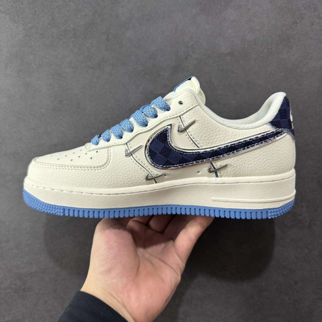 图片[2]-【定制版】NIke Air Force 1 \’07 Low “LV联名——米蓝四勾”空军一号 低帮 运动鞋 休闲鞋 折边针车 工艺难度大 原楦头原纸板 原装鞋盒 定制五金配件 内置全掌气垫 原厂鞋底 货号：XS2869-003 尺码：36 36.5 37.5 38 38.5 39 40 40.5 41 42 42.5 43 44 44.5 45 编码：HXSB320330-选品中心