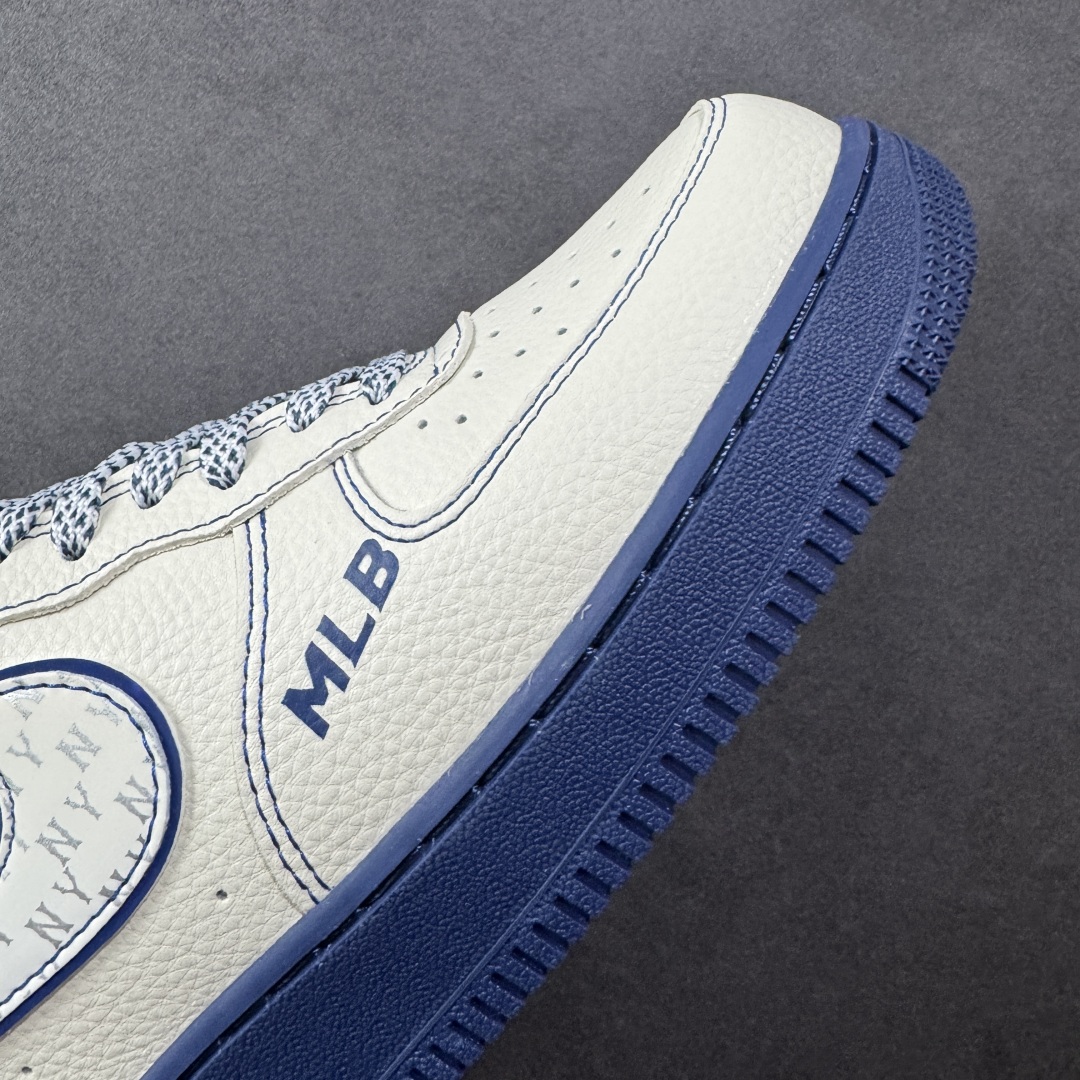 图片[5]-【定制版】Nike Air Force 1 \’07 Low “MLB联名——米蓝线反光”空军一号 低帮 运动鞋 休闲鞋 折边针车 工艺难度大 原楦头原纸板 原装鞋盒 定制五金配件 内置全掌气垫 原厂鞋底 货号：KJ1688-010 尺码：36 36.5 37.5 38 38.5 39 40 40.5 41 42 42.5 43 44 44.5 45 编码：HXSB310320-选品中心
