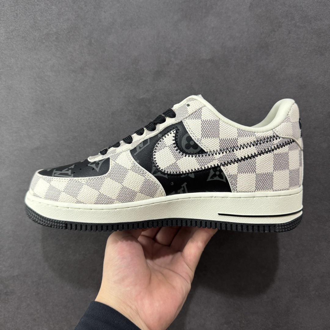 图片[2]-【定制版】Nike Air Force 1\’07 Low LV联名 格纹雾灰 空军一号低帮休闲板鞋 SC0601-562  #大厂纯原品质出货 纯正版型 定制鞋盒 皮料切割干净无任何毛边 细节完美 超高清洁度   尺码：36 36.5 37.5 38 38.5 39 40 40.5 41 42 42.5 43 44 44.5 45 编码：HXSB310320-选品中心