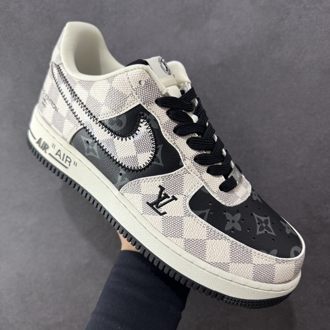图片[3]-【定制版】Nike Air Force 1\’07 Low LV联名 格纹雾灰 空军一号低帮休闲板鞋 SC0601-562  #大厂纯原品质出货 纯正版型 定制鞋盒 皮料切割干净无任何毛边 细节完美 超高清洁度   尺码：36 36.5 37.5 38 38.5 39 40 40.5 41 42 42.5 43 44 44.5 45 编码：HXSB310320-选品中心