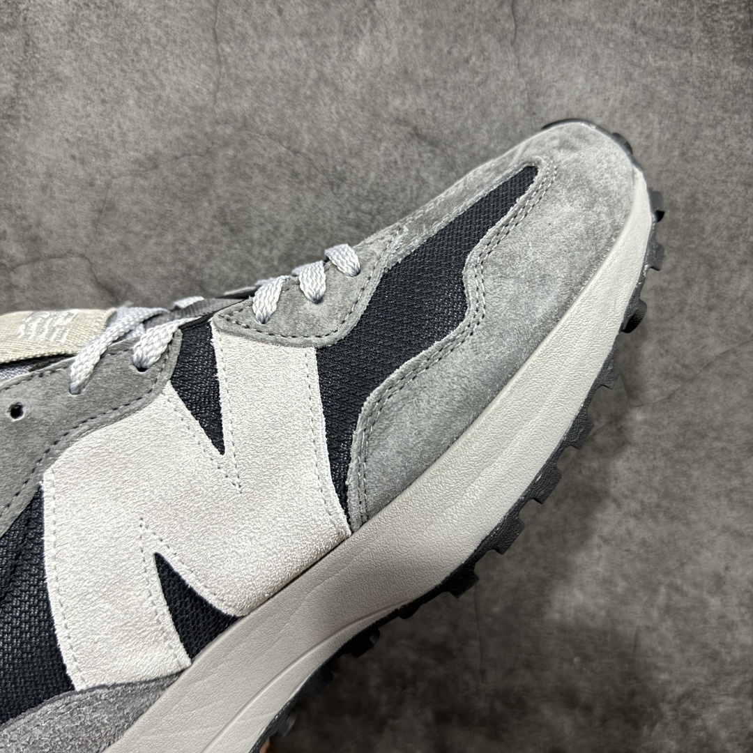 图片[6]-【GS纯原】新百伦 New Balance 327系列 复古运动鞋单品宝藏老爹鞋 U327OD 市场最正确鞋面材料 原鞋开发 鞋尾弧度 材料全部根据原鞋打造 独家私模重新开发 15套尺码模具 非市面普通一体成型的公底 以更纯粹的复古风格设计打造的全新造型。侧身还以解构设计，将 N 字标志以做旧压花样式呈现，样式别具新意。而麂皮、冲孔皮革的塑造，则呈现出高级怀旧气质，也让鞋款在奢华时装风格与运动氛围之间达到了平衡 尺码：36 37 37.5 38 38.5 39.5 40 40.5 41.5 42 42.5 43 44 45-选品中心