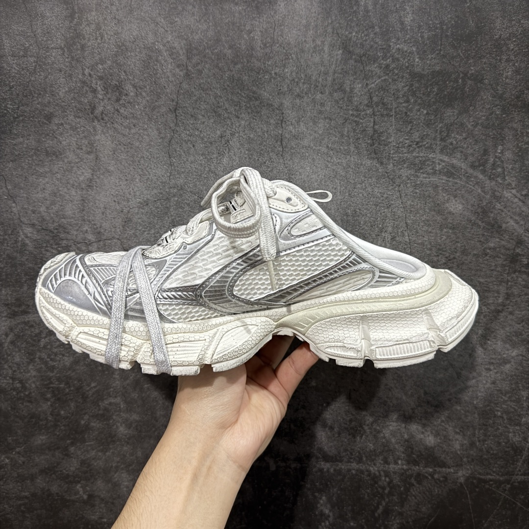 图片[2]-【XA版本】BALENCIAGA 3XL Sneakers 巴黎世家十代网布系带低帮走秀复古老爹鞋半拖 灰黄 全套原纸板楦头开发 最原汁原味的灵魂版型 全鞋荧光划线卡点 胶水把控整洁度追求极致完美 每一双都是工艺品 多重QC质检 超越公司货的品控标准 实实在在的免检产品 原盒原配 正确字体电绣 粗细、位置、大小正确 侧边TPU 透气孔匹配意产原版 正确分离大底 TPU软底 原版一致大底LOGO 立体感十足 原厂皮料水洗做旧 采购原厂网纱 不含皮革 网布材料和聚氨酯 磨损效果 鞋头边缘和后帮 Balenciaga 徽标 鞋面和后跟凸印尺码 鞋舌 3XL 橡胶品牌标识和反光细节 鞋帮拉袢和鞋舌拉祥 配反光细节 备用鞋带在鞋履前侧 可在穿着前取下 便于不同造型搭配 偏大一码 尺码：35 36 37 38 39 40 41 42 43 44 45 46-选品中心