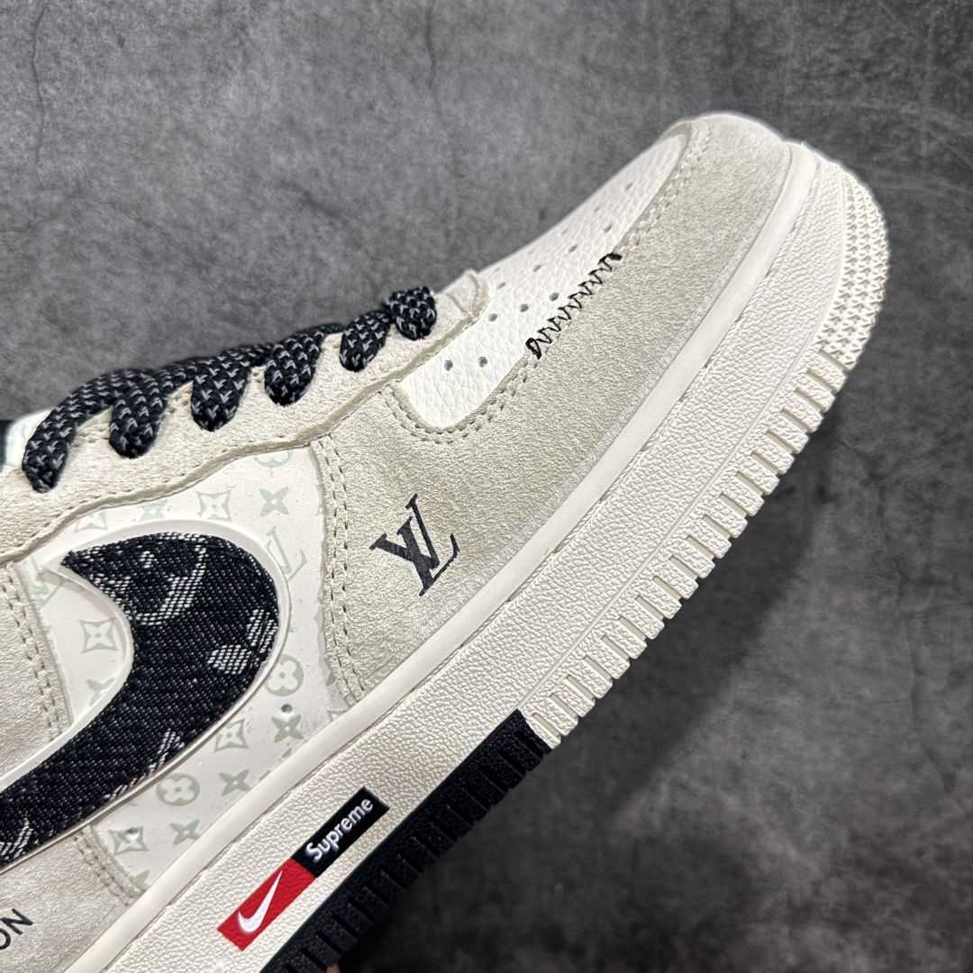 图片[6]-【定制版】海外爆款限量发售！公司级Nike Air Force 1 \’07 Low “LV联名——猪八米白黑”空军一号 低帮 运动鞋 休闲鞋 折边针车 工艺难度大 原楦头原纸板 原装鞋盒 定制五金配件 内置全掌气垫 原厂鞋底 货号：MZ9588-801 尺码：36 36.5 37.5 38 38.5 39 40 40.5 41 42 42.5 43 44 44.5 45-选品中心