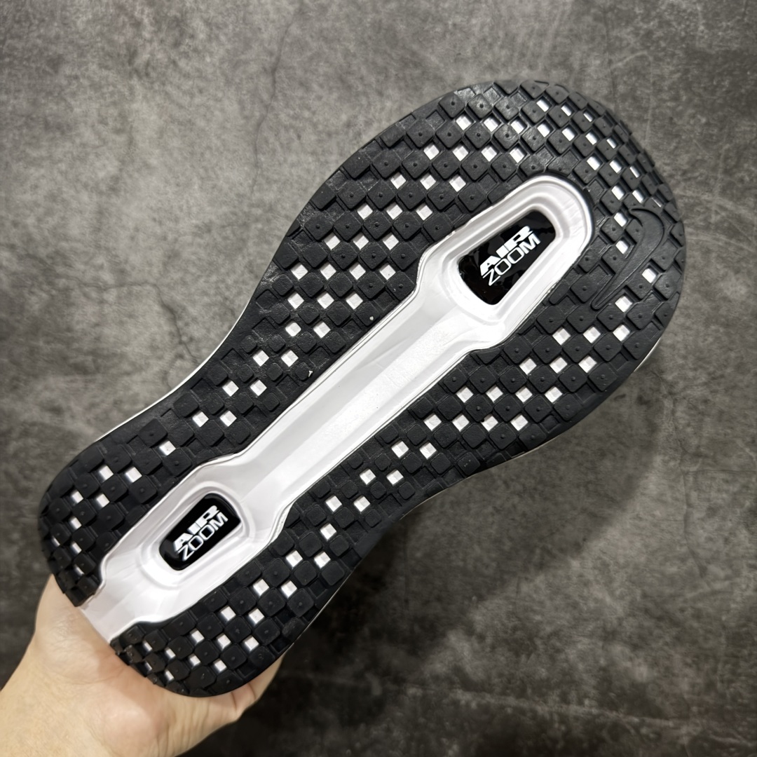 图片[9]-【YH版】Nike Air Zoom Pegasus Premium 全掌气垫缓震网面运动跑鞋 FN8435-024 Nike 运用Air技术专利，推出 Nike Pegasus Premium，沿用经典 Pegasus 系列产品深受跑者喜爱的缓震功能，并配置 Nike 首款可见式塑形 Air Zoom 气垫。#全掌可见的Air Zoom首次在Pegasus系列中出现，模仿了Vaporfly的碳板曲线，增强了跑步时的流畅过渡。 尺码：36 37.5 38 39 40 41 42 43 44 45-选品中心