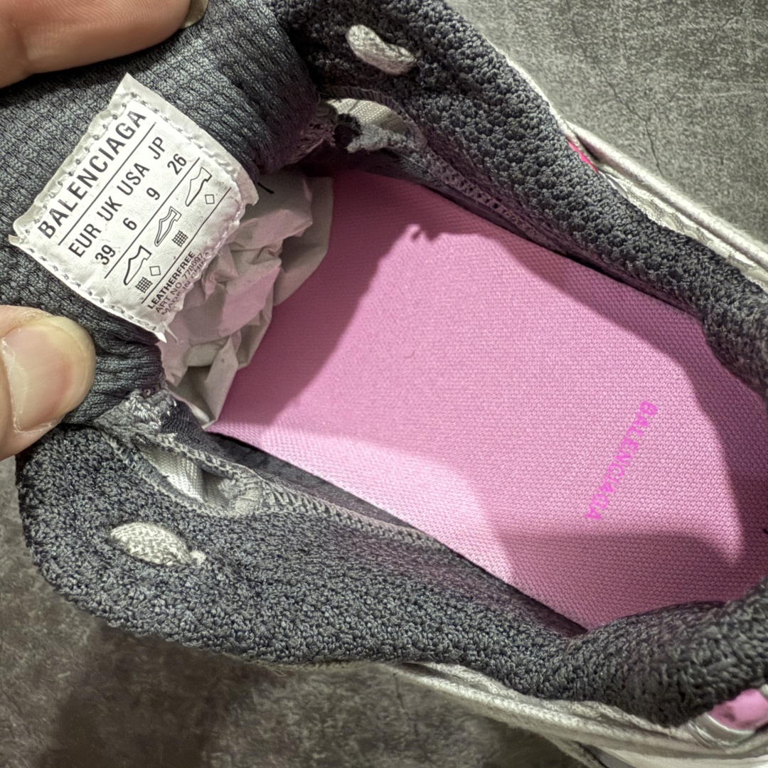 图片[7]-【X版2.0纯原】Balenciaga 3XL 蜘蛛侠 全新金属B扣黑色绑带 Sneaker XXXL 巴黎世家 系带老爹鞋 市面最顶没有之一 原厂楦头生产 网布 超纤 均采购于 原厂材料 不然穿出门就是一眼假 大底独立模具开发 细节修正 无数次版型调整 鞋子可随意对比正品！ 尺码：35/42(偏大一码)-选品中心