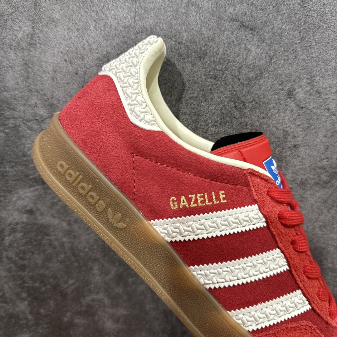 图片[7]-【T版2.0长字体】AD Original Gazelle Indoor Trainers 瞪羚室内鞋系列低帮复古百搭休闲运动德训风板鞋 IF1808 同价位中品质最佳 最优选择版本 原厂翻毛皮料 翻毛效果 卡色与原版无差别 正确半透大底 大底厚度质感比市面好很多 完美版型 实拍可感受 随意对比可匹敌任何价位品质 全套原纸板楦头开发 每道工序同步公司流程 确保原汁原味 中底原厂特供纳米纤维板 区别市面劣质纸板中底 原厂海玻璃鞋垫 中置乳胶足弓支撑垫 正确3/2横条宽版背胶 一比一鞋头弧度高度鞋身弧度 烫金亮度高频深浅同步原鞋 原厂港宝加持定型后跟R度完美 原厂高频磨具加持 Logo字体 凹凸明显 轮廓分明 描漆定位精准 三道杠为尖角45°锯齿状 高频立体感很强 区别圆形锯齿 已最大程度还原公司 欢迎对比 尺码：35.5 36 36.5 37 38 38.5 39 40 40.5 41 42 42.5 43 44 44.5 45-选品中心