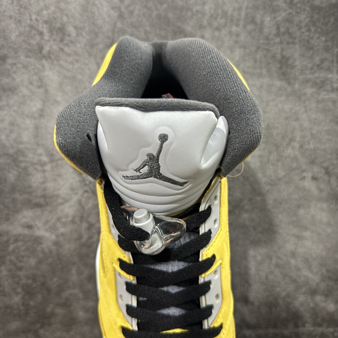 图片[8]-【OG纯原】Air Jordan 5 Retro SP\”Tokyo 23\”乔丹AJ5代中帮复古休闲文化篮球鞋“东京黄”IO3372-700 国内一线大厂出品 匠心打造 原厂皮料原厂数据 全新纸板 模具打造 外贸 平台高端零售专供品质 品质毋庸置疑 一眼正品既视感 细节均已解码 尺码：40 40.5 41 42 42.5 43 44 44.5 45 46 47.5-选品中心