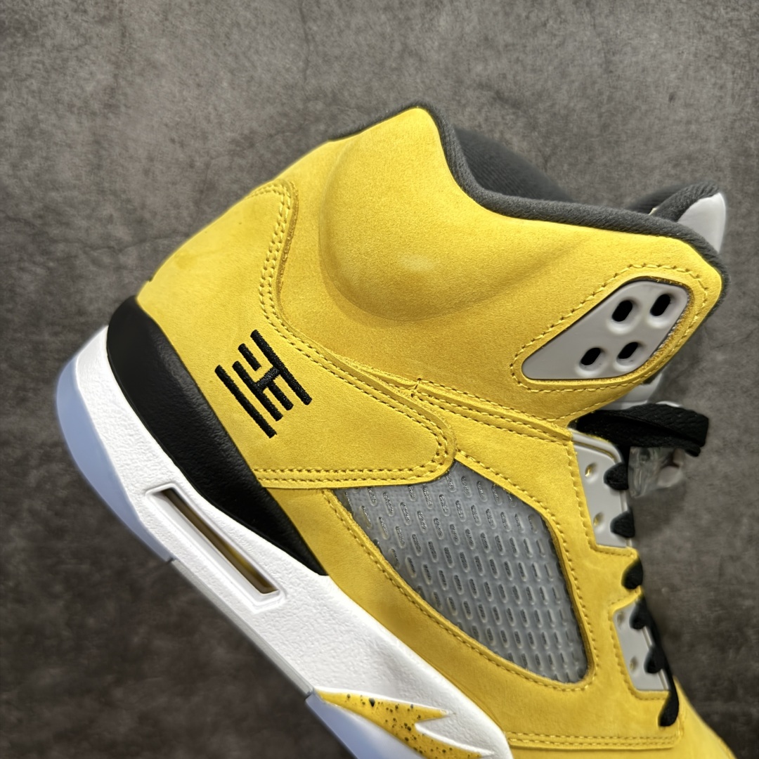 图片[7]-【OG纯原】Air Jordan 5 Retro SP\”Tokyo 23\”乔丹AJ5代中帮复古休闲文化篮球鞋“东京黄”IO3372-700 国内一线大厂出品 匠心打造 原厂皮料原厂数据 全新纸板 模具打造 外贸 平台高端零售专供品质 品质毋庸置疑 一眼正品既视感 细节均已解码 尺码：40 40.5 41 42 42.5 43 44 44.5 45 46 47.5-选品中心