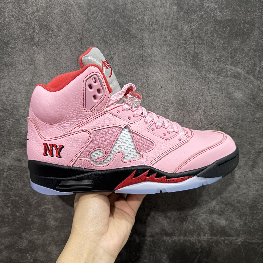 【OG纯原】Awake NY x Air Jordan AJ5 联名北极粉 DV4982-600 SZ原厂全套原楦原纸板磨具开发 原厂皮料加持 原厂港宝加持定型后跟R度完美 同源原厂电绣 飞人针数密度立体效果一致 原厂拉帮手法 原厂配置纸衬高频鞋盒 原厂指令配双鞋带 原厂TPU网格鞋带扣 超高鞋面清洁度 最高QC检验标准 控制溢胶瑕疵 到手可放心比对发售原鞋 上脚百分百充正驾驭 尺码:40 40.5 41 42 42.5 43 44 44.5 45 46 47.5-选品中心