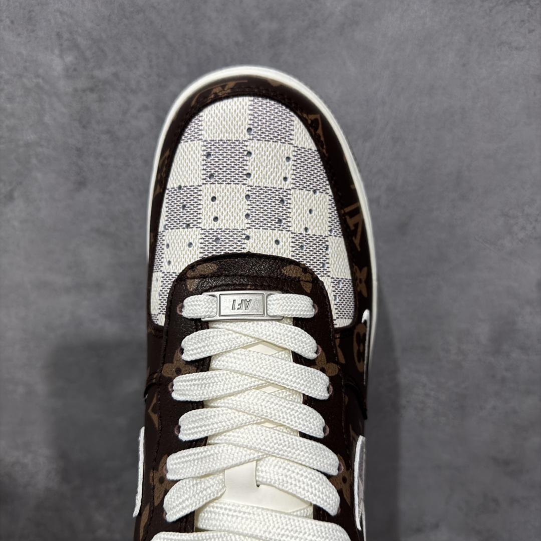 260 定制版Nike Air Force 1'07 Low LV联名 经典咖啡棕 空军一号低帮休闲板鞋 SC0601-558-Chinese  UA Cheap High Quatity Brand  Clothes Bags handbags Sneakers wholesale wholesaler seller from China Factory suppliers Fashion Clothing  Shoes best Quality Beautiful Price  260 定制版Nike Air Force 1'07 Low LV联名 经典咖啡棕 空军一号低帮休闲板鞋 SC0601-558