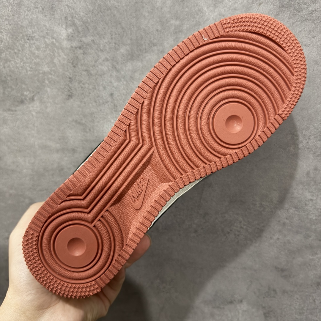 图片[9]-【定制版】NIke Air Force 1 \’07 Low “LV联名——米黑勾生胶”空军一号 低帮 运动鞋 休闲鞋 折边针车 工艺难度大 原楦头原纸板 原装鞋盒 定制五金配件 内置全掌气垫 原厂鞋底 货号：CS5288-020 尺码：36 36.5 37.5 38 38.5 39 40 40.5 41 42 42.5 43 44 44.5 45 编码：HXSB320330-选品中心