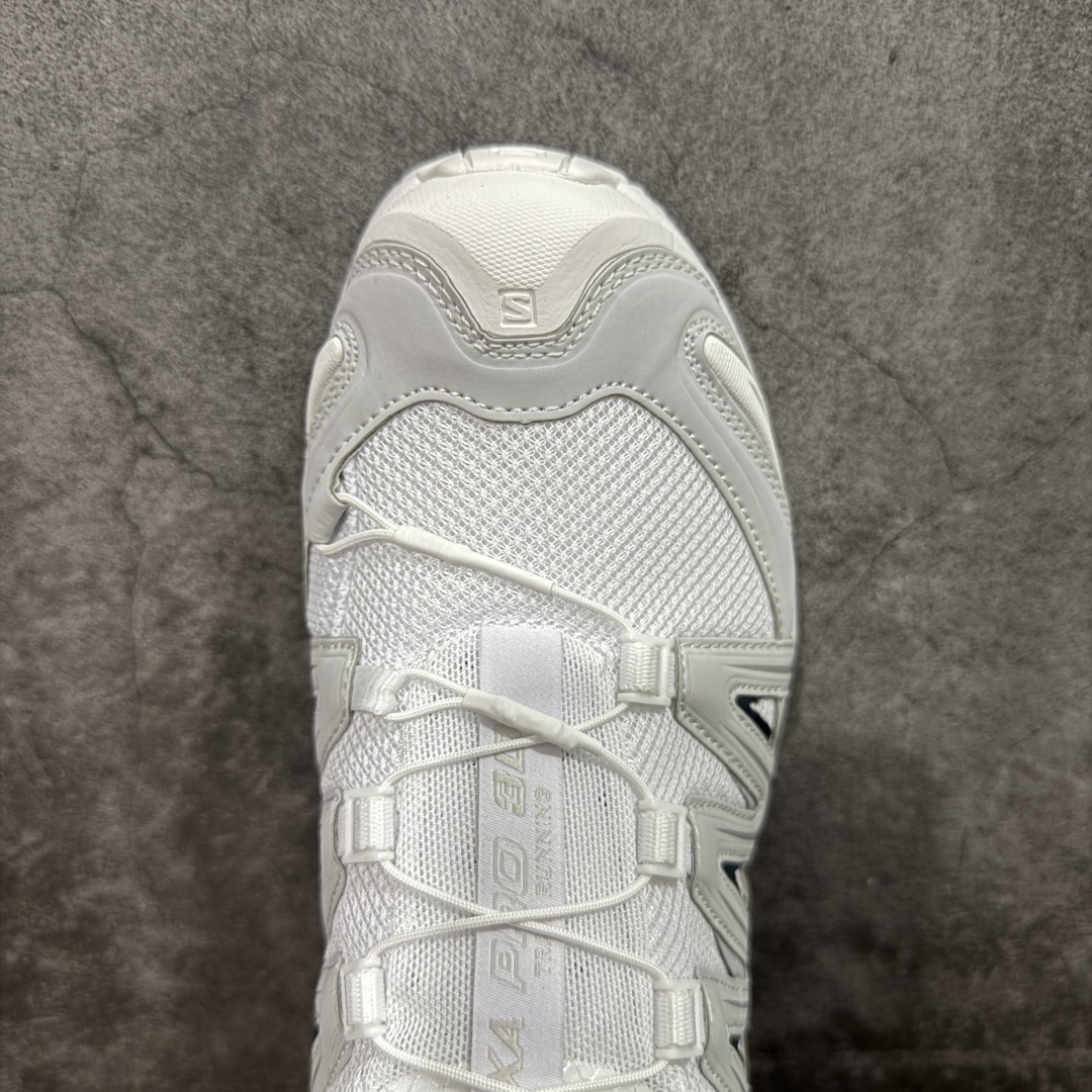图片[5]-【w1版本】全新版本出货 纯原大厂出品 萨洛蒙 Salomon XA PRO 3D 户外轻便机能鞋 475777 纯原外贸平台特供订单 耗时半年巨作 全套原纸板楦头开发 原厂特供网布配套加持 确保原汁原味 完美呈现版型 原档数据独家私模五层组合大底 男女鞋同步官方开发至46.5 原装Ortholite轻量化鞋垫 中底布带钢印编号 原厂TPU锁扣 进口港宝加持 后跟自然饱满 还原公司包裹性 鞋面以“锯齿”状的包裹系统呈现 在基色底之下加入了各种色点缀 将公司的最新技术和时尚前卫的造型融入耐用的长跑款式中 鞋面由 TPU 薄膜制成 并焊接在高耐磨网眼上 使其既时尚又坚固 由 ACS底盘支撑 可增强稳定性和支撑力 以及由橡胶凸耳 Contragrip外底覆盖的 EVA 缓冲中底 旨在应对崎岖的地形 鞋舌上的彩色Salomon 标签、Quicklace 系统以及鞋头、鞋舌和鞋跟上的附加品牌使细节更加完美 让穿着者可以轻松驾驭户外与通勤下的任何运动生活场景 无缝鞋身户外随意纵横 颜值与脚感兼备 出街通勤 绝对非常吸睛 你值得拥有 尺码：36 36.5 37 38 38.5 39 40 40.5 41 42 42.5 43 44 44.5 45-选品中心