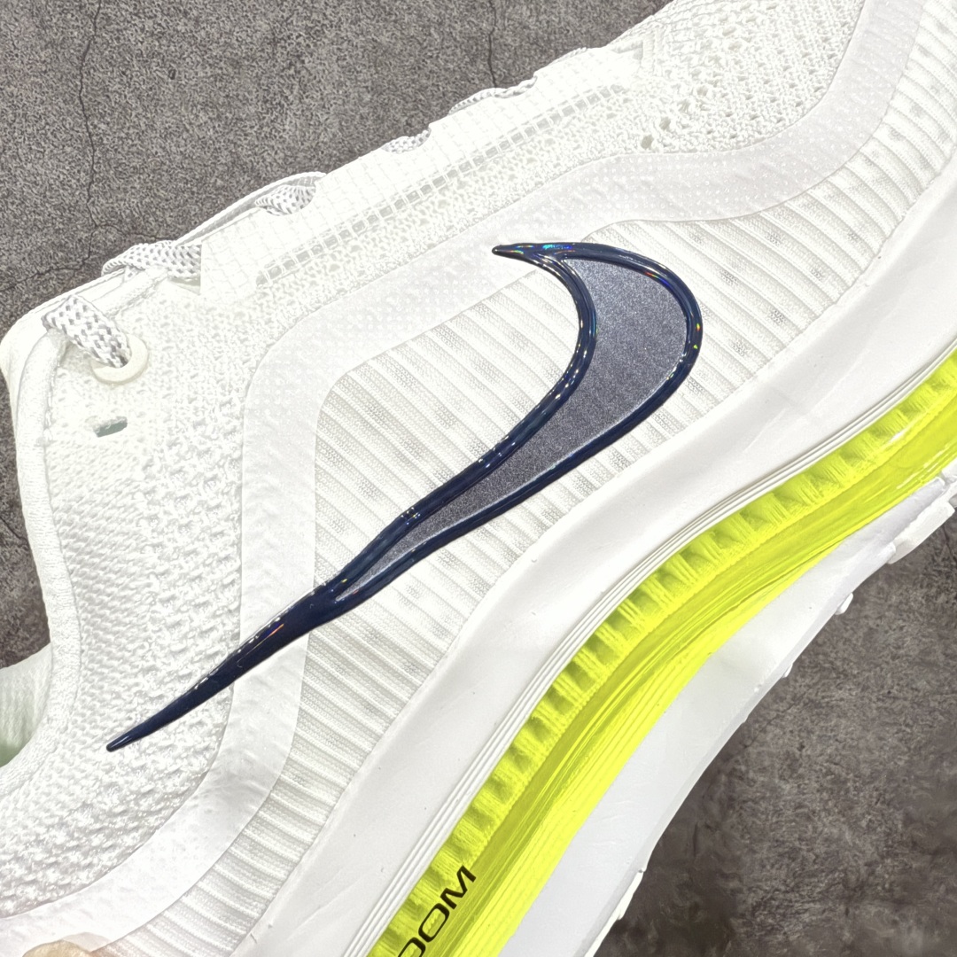 图片[3]-【XE纯原版】Nike Pegasus Premium Airscape 舒适百搭减震防滑耐磨透气 低帮跑步鞋 白黑绿    目前市场最强品质 原版购入开发 一切材质配件均匀原版一致 完美版型 高端玩家必推版本 高价零售必推版本 欢迎对比市面任意版本‼️ 这双鞋简直是时尚与科技的完美融合。 经典黑色鞋面，质感爆棚，搭配超亮眼的银色大勾子，瞬间成为街头焦点。 鞋侧独特小吊牌，细节满满，个性直接拉满。  脚下的全掌气垫更是亮点，红黑配色超吸睛，不仅颜值在线，缓震性能更是一绝。 不管是日常出街还是慢跑锻炼，都能给双脚极致舒适体验。  码数超全，36 – 46 码任你选！别犹豫啦，穿上它，轻松走出潮流范，开启你的时尚运动新旅程！   #独家原包 原底原料 开模打造  #原厂鞋标 高精密准度  #原楦原纸板开发 匹配原版98%以上  #后跟弧度 正确呈现  #原厂皮料 质感无敌  #皮料切割干净 无任何毛边 清洁度细节完美  货号：HQ2592-004HQ2592-100 码段：36-39-选品中心