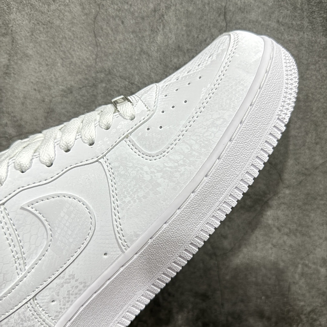 Top纯原Kobe x Nike Air Force 1'07 Low 科比 空军一号低帮休闲板鞋 IB0018-100