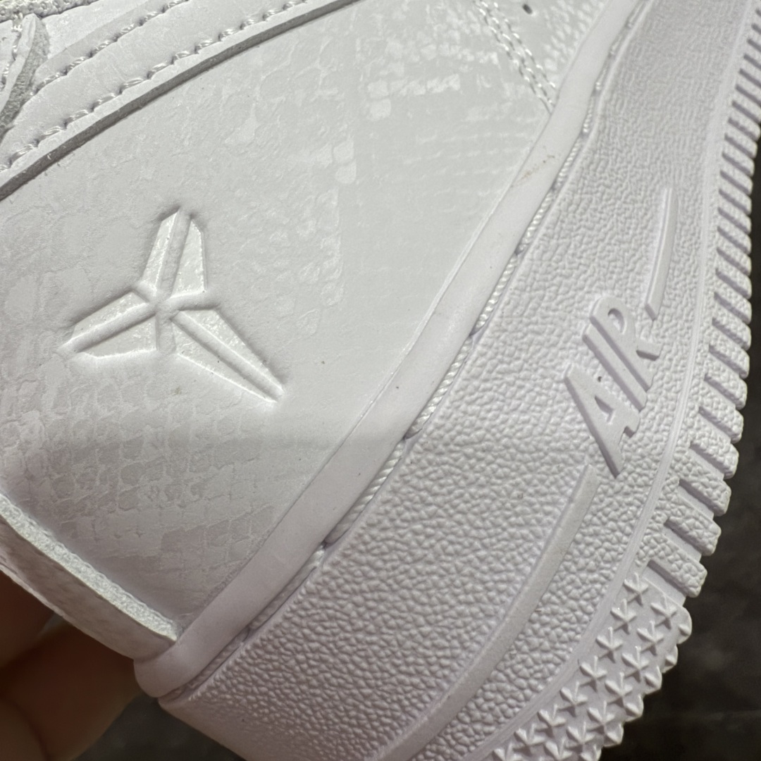 图片[3]-【Top纯原】Kobe x Nike Air Force 1\’07 Low 科比 空军一号低帮休闲板鞋  #原楦头原纸板 原装鞋盒 内置全掌气垫 原厂鞋底 货号：IB0018-100  尺码：40 40.5 41 42 42.5 43 44 44.5 45 46 47 48-选品中心