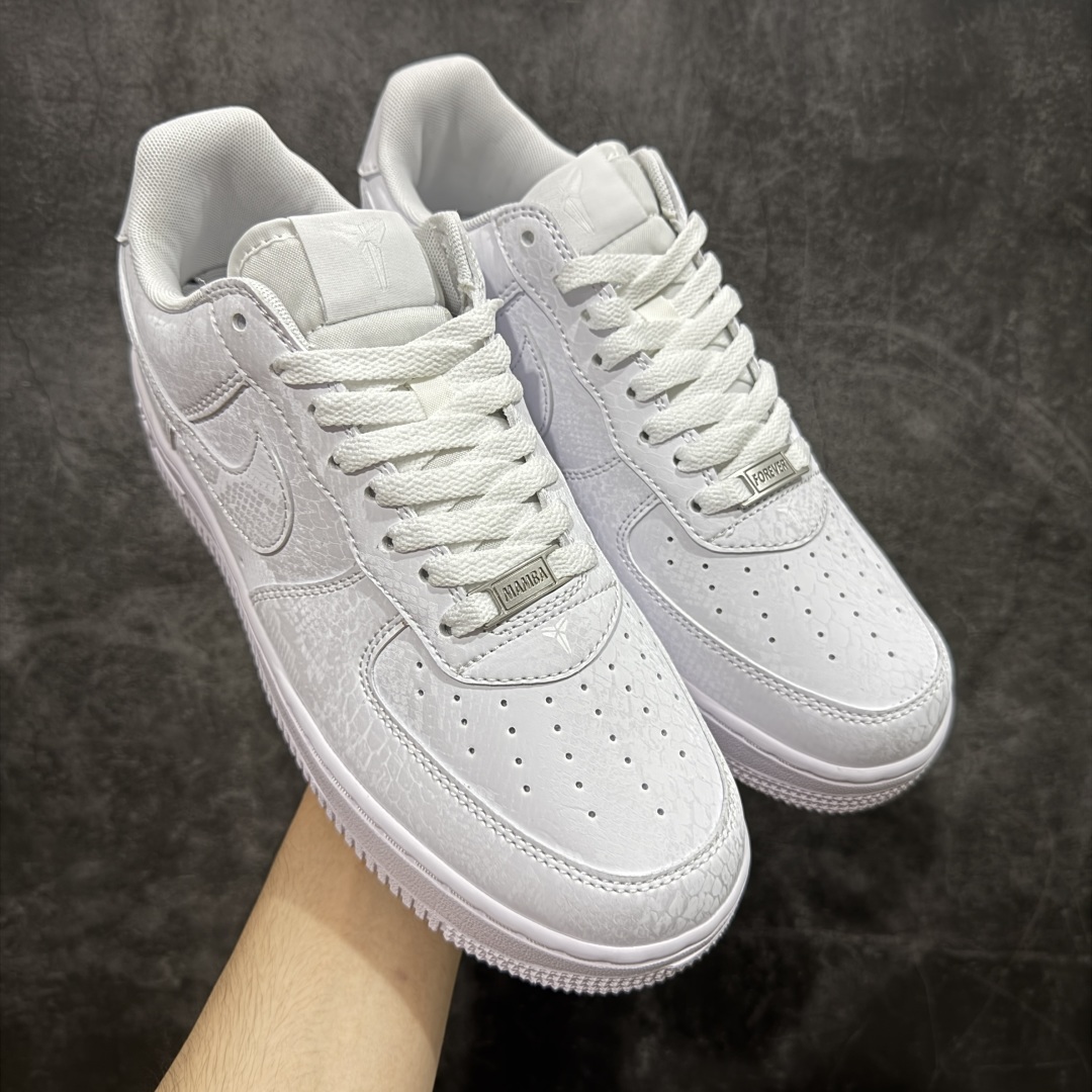 【Top纯原】Kobe x Nike Air Force 1\'07 Low 科比 空军一号低帮休闲板鞋  #原楦头原纸板 原装鞋盒 内置全掌气垫 原厂鞋底 货号:IB0018-100  尺码:40 40.5 41 42 42.5 43 44 44.5 45 46 47 48-选品中心