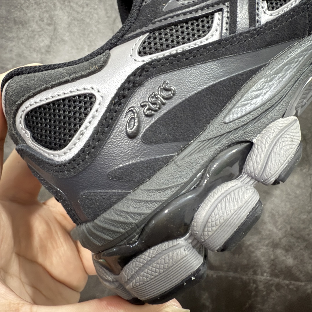 图片[3]-【总裁版本】顶级 Asics GEL-NYC系列 灰白 亚瑟士运动休闲透气专业跑鞋 行业领头版本 出货即巅峰 原鞋购入开发 原材料 原数据打造 完美版型 超完美做工 细节一步到位 原版对比无任何差别 #鞋面采用反绒皮与网布拼接 透气舒适兼具休闲时尚 结合简明的配色 展现品牌的传承及引领复古流行的主题 虎爪造型的LOGO  #鞋身稳定包裹系统 支撑鞋身 经典宽大鞋型配备防偏移设计提升包裹性 穿着舒适鞋面透气孔设计 提供透气性   尺码：36 37 37.5 38 39 40 40.5 41.5 42 42.5 43.5 44 44.5 45 46 47-选品中心