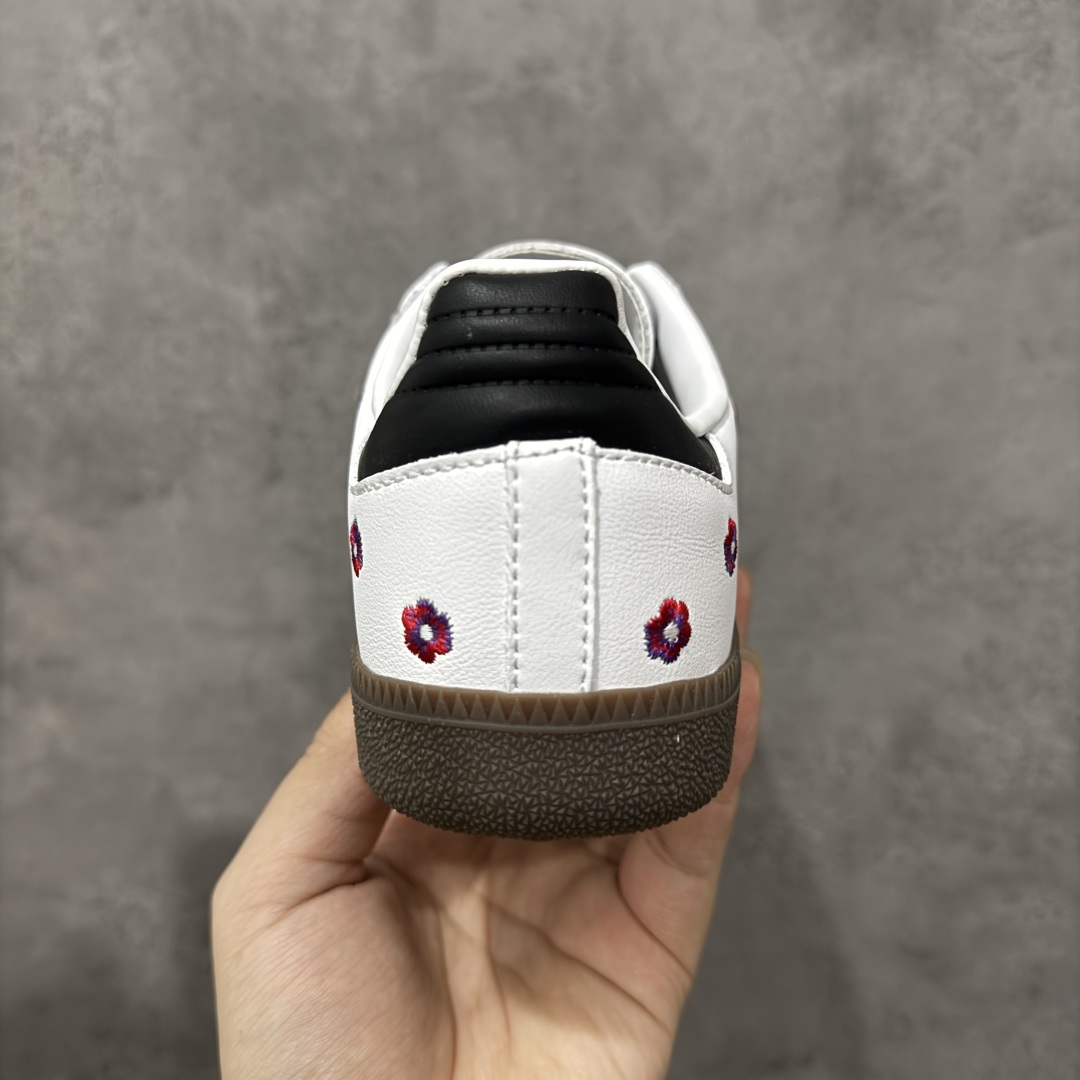 图片[4]-【定制版】Adidas originals Samba OG 灰白小花 此款以简约大方的造型设计，给人以随性休闲的时尚格调，穿着舒适轻便，运动灵活自如，蓝满足日常个性穿搭。 货号：IF4391 尺码：35 36 36.5 37 38 38.5 39 40-选品中心