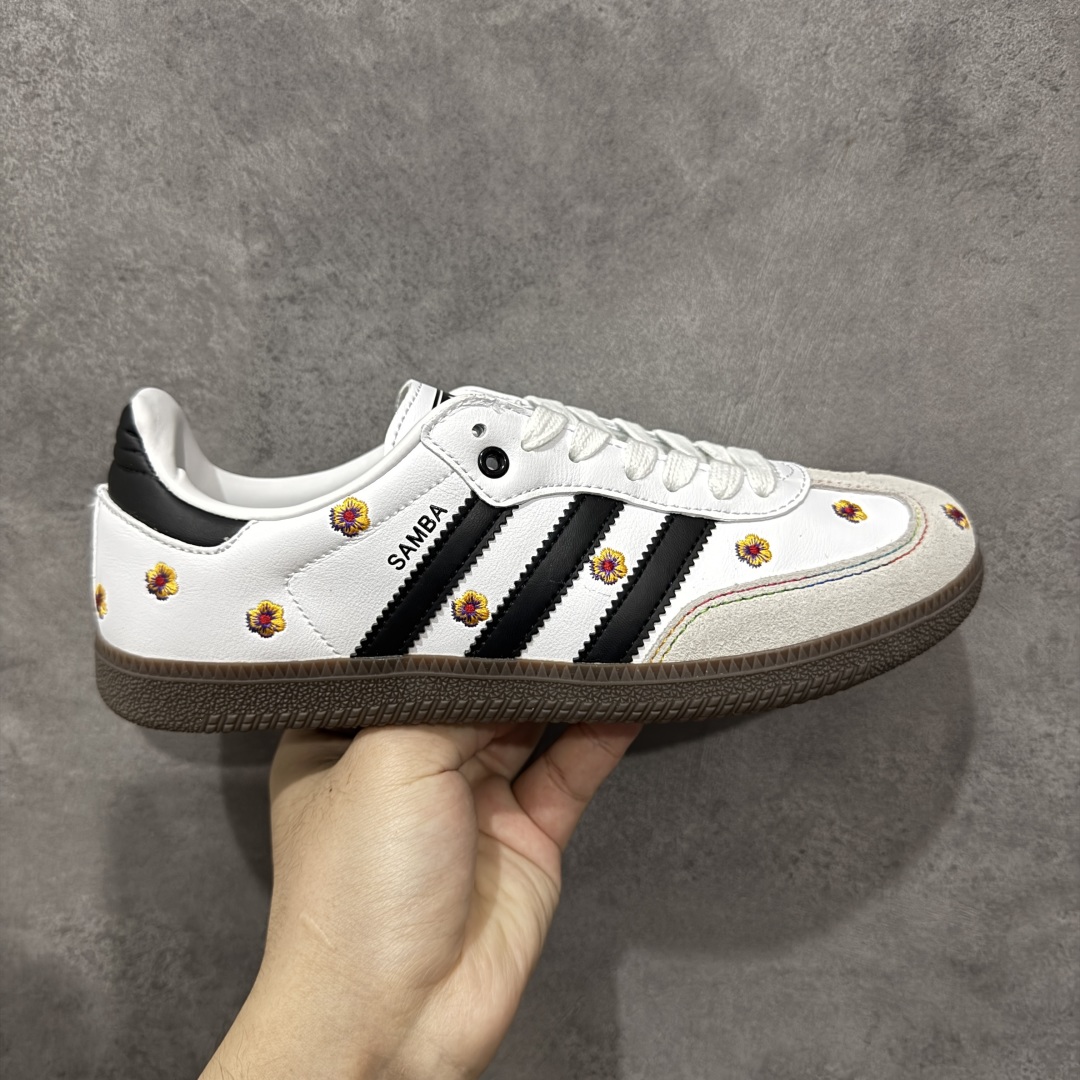 【定制版】Adidas originals Samba OG 灰白小花 此款以简约大方的造型设计,给人以随性休闲的时尚格调,穿着舒适轻便,运动灵活自如,蓝满足日常个性穿搭。 货号:IF4398 尺码:35 36 36.5 37 38 38.5 39 40-选品中心