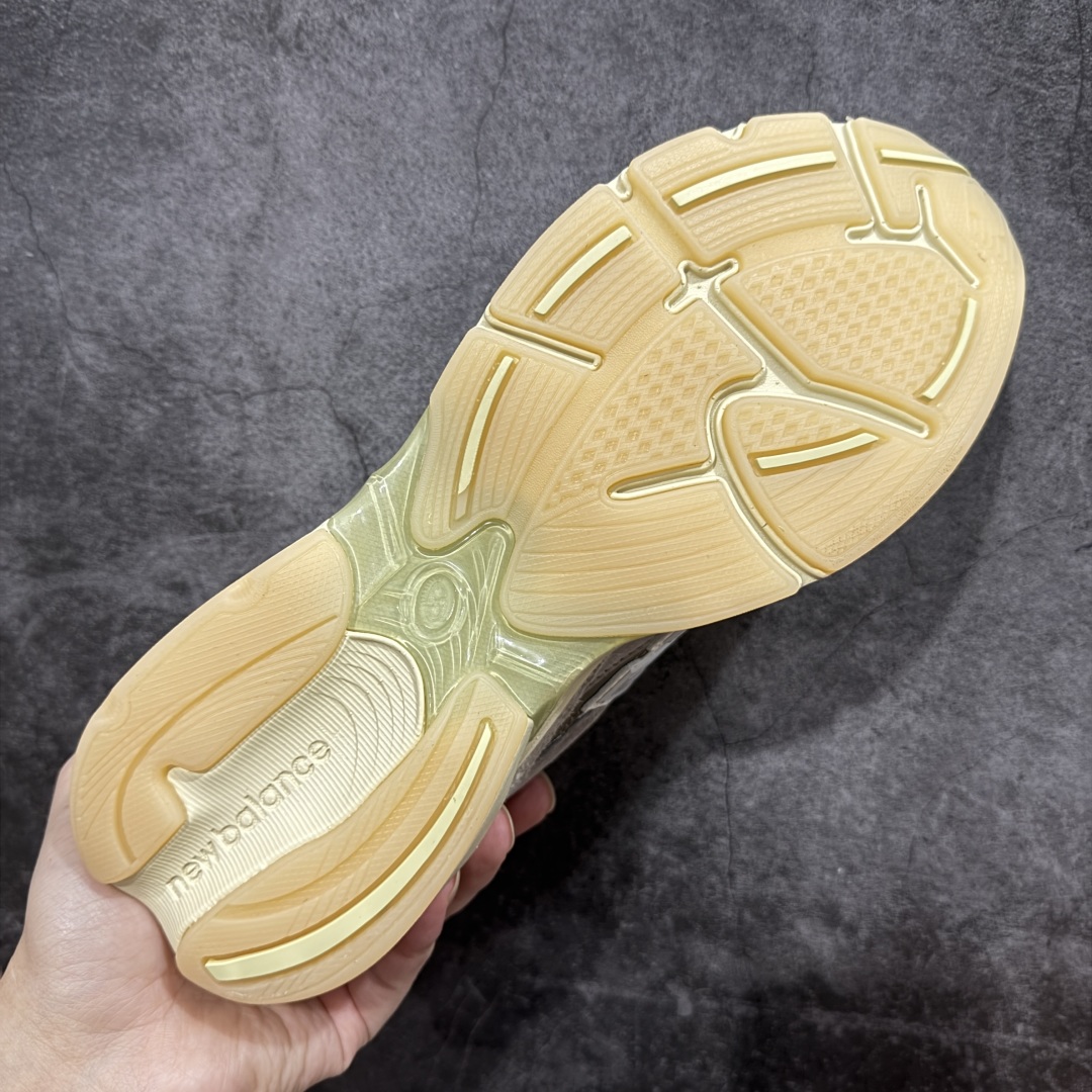  
【纯原HX版】New Balance M2010系列 新百伦 复古老爹风网布跑步休闲运动鞋
新百伦经