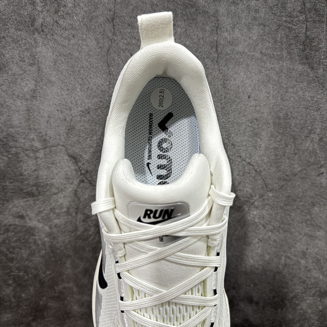  
【XE纯原版】Nike Air Zoom Vomero 18 全新科技运动跑鞋 HM6803-101