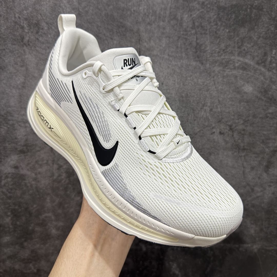  
【XE纯原版】Nike Air Zoom Vomero 18 全新科技运动跑鞋 HM6803-101