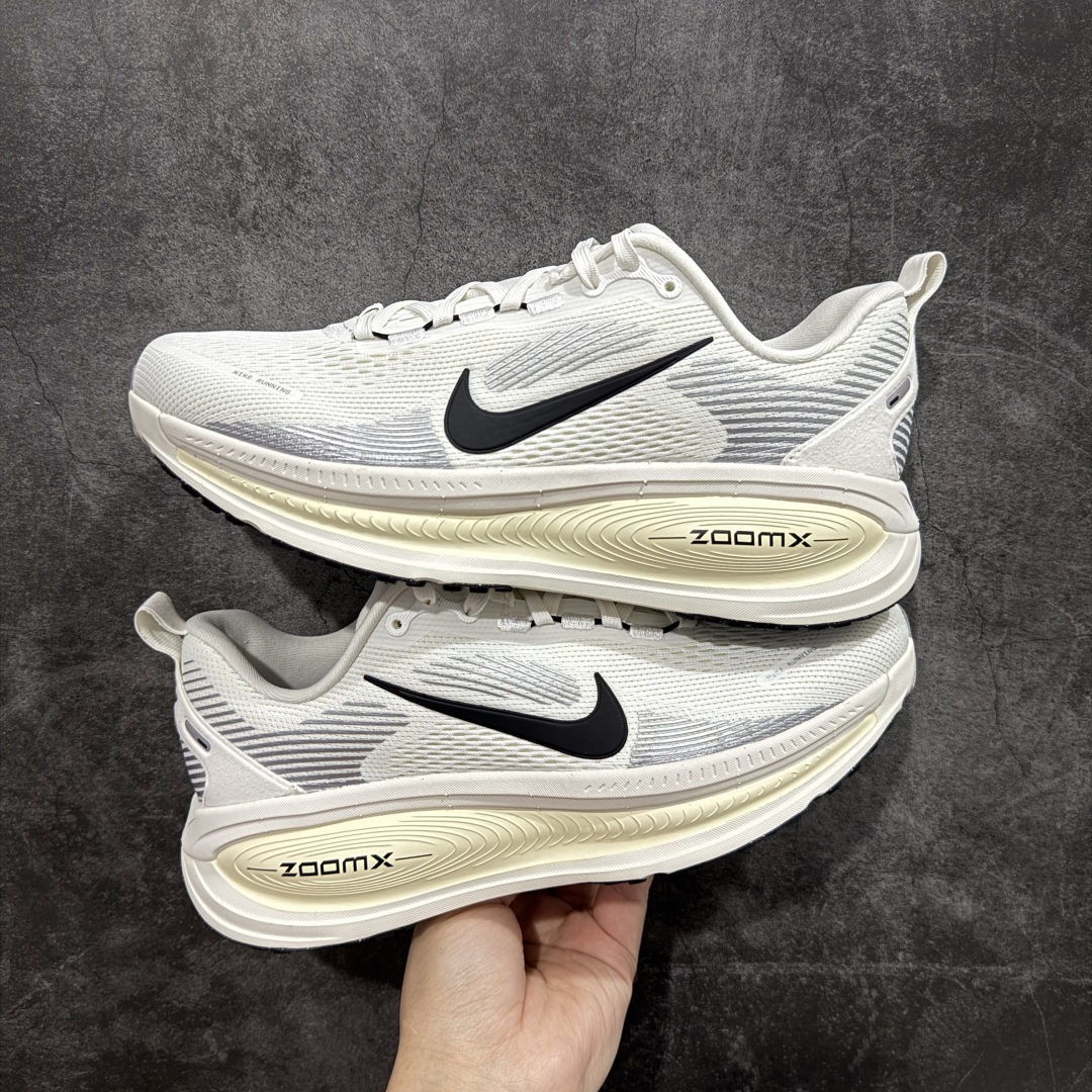  
【XE纯原版】Nike Air Zoom Vomero 18 全新科技运动跑鞋 HM6803-101