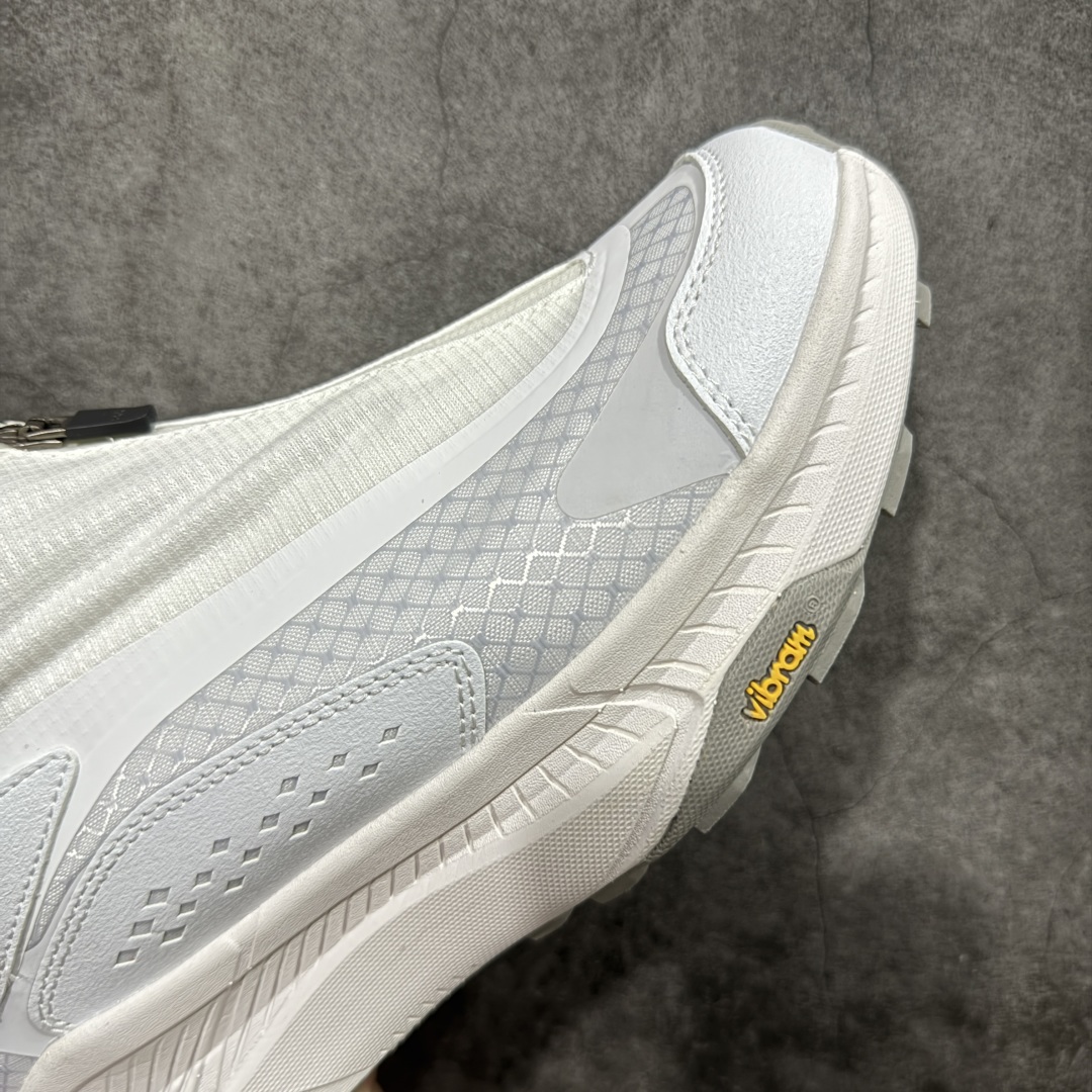  
【纯原版】HOKA霍卡 HOKA Project Transport全新户外鞋款 整体鞋面采用防撕裂
