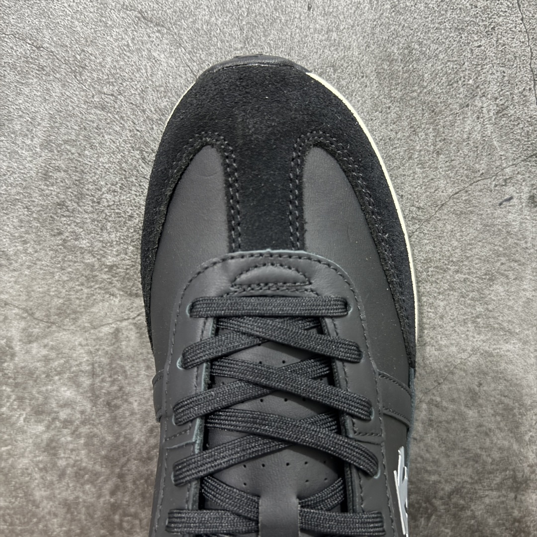 图片[5]-【纯原头层版】迪桑特DESCENTE Chron TRAINER 黑白皮内里 市面最优品质 区别市场版本 DESCENTE（迪桑特）创立于1935年，品牌名取自法语词汇，意为“滑降”。品牌箭头标识代表滑雪的三种技术“高速直线滑行”、“穿越”和“侧滑”，也寓意品牌在打造高端专业运动产品中不断追求完美的创新精神，致力于成为中国高端专业滑雪、综训、女子、铁人三项、高尔夫的第一品牌。 尺码：36 36.5 37 38 38.5 39 40 40.5 41 42 42.5 43 44 44.5 45-选品中心