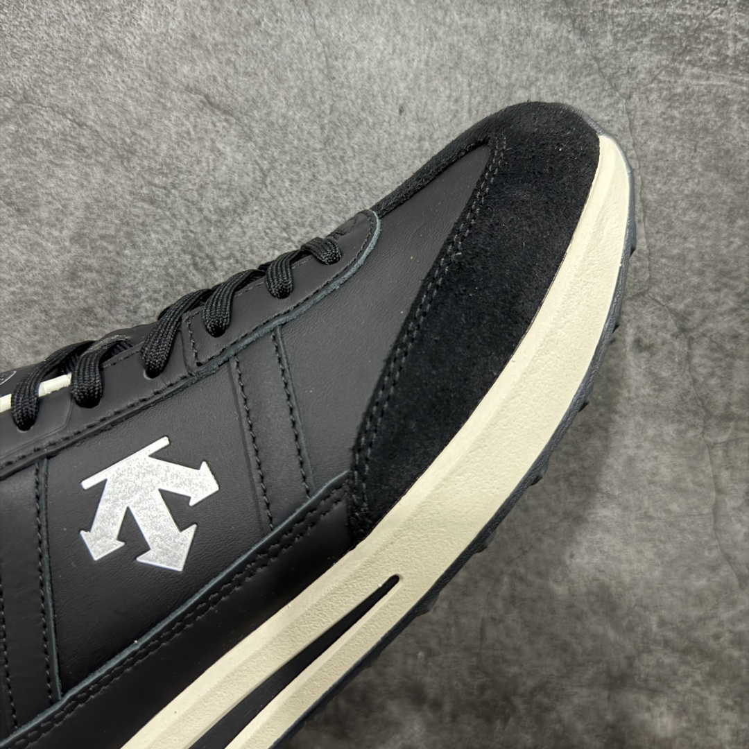 图片[6]-【纯原头层版】迪桑特DESCENTE Chron TRAINER 黑白皮内里 市面最优品质 区别市场版本 DESCENTE（迪桑特）创立于1935年，品牌名取自法语词汇，意为“滑降”。品牌箭头标识代表滑雪的三种技术“高速直线滑行”、“穿越”和“侧滑”，也寓意品牌在打造高端专业运动产品中不断追求完美的创新精神，致力于成为中国高端专业滑雪、综训、女子、铁人三项、高尔夫的第一品牌。 尺码：36 36.5 37 38 38.5 39 40 40.5 41 42 42.5 43 44 44.5 45-选品中心